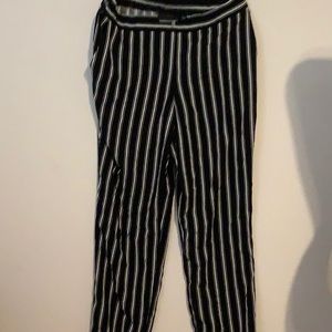 Cynthia Rowley pants.           315- 13